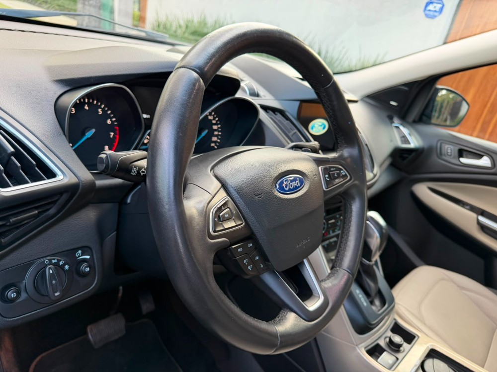 Ford KUGA Titanium — foto 10